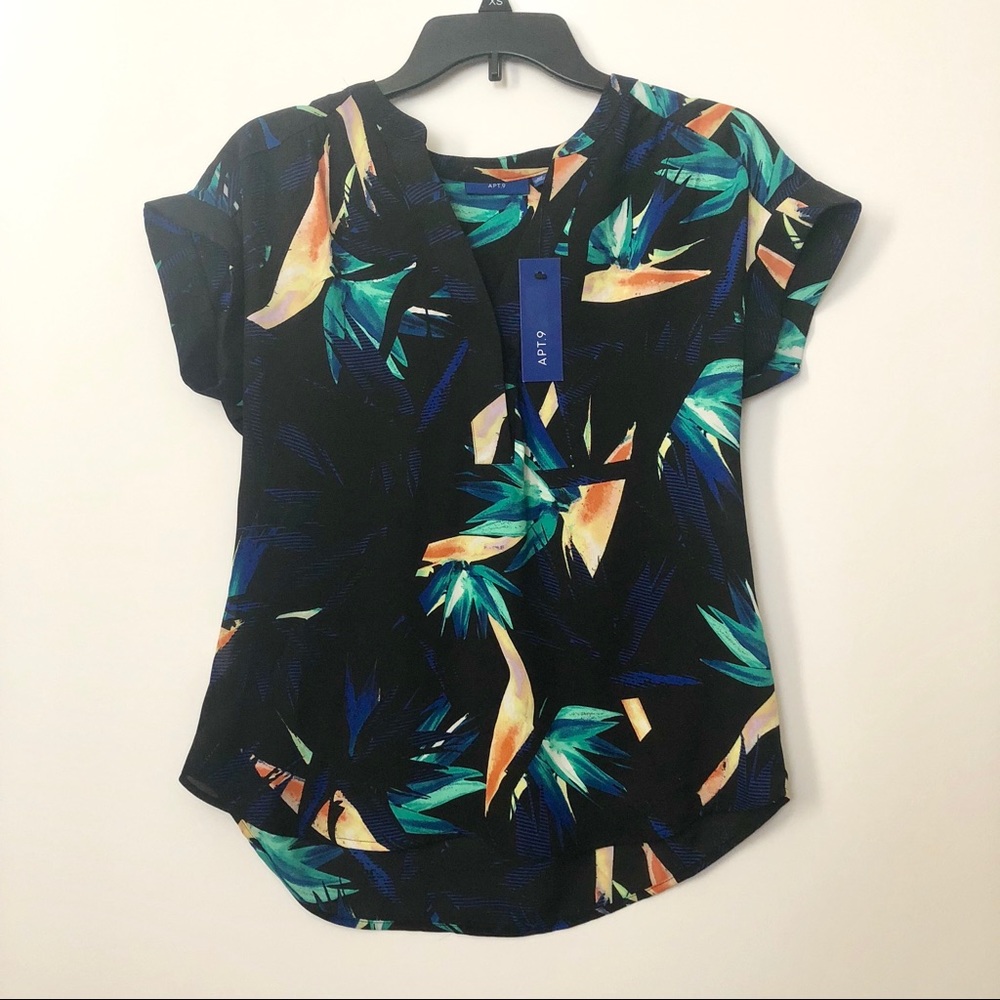 Apt.9-Women’s Formal Top-Cool Feel-New-Size XS